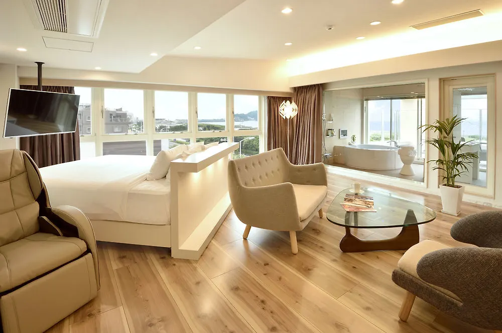 ***  Breath Hotel Katase  Japan